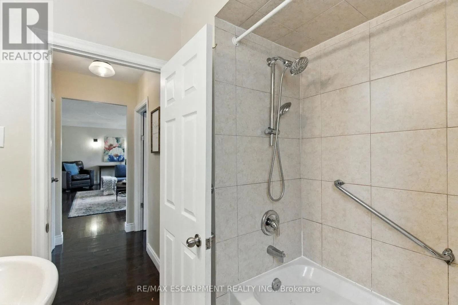 289 EAST 25TH STREET