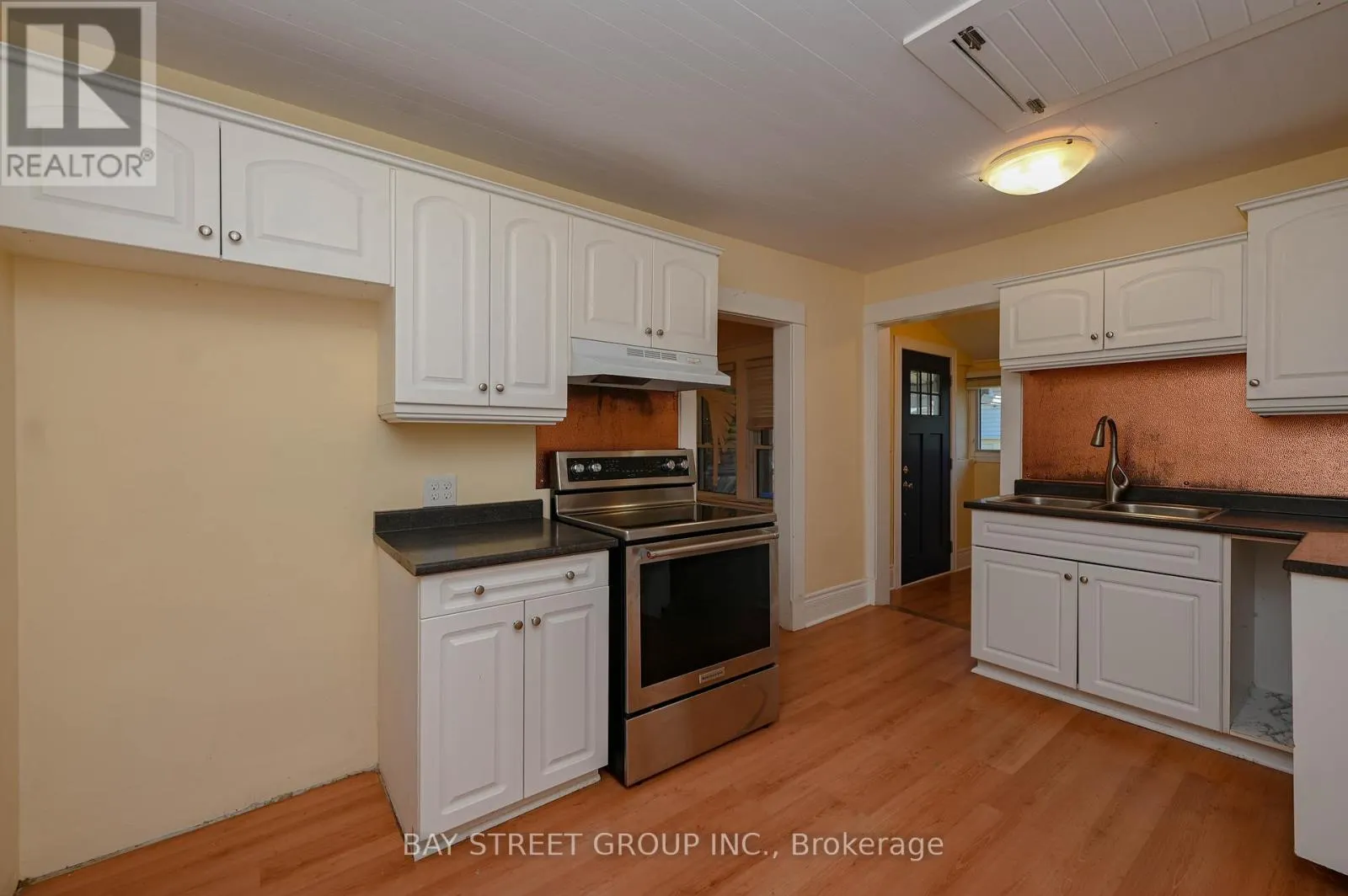 4 HAIG STREET