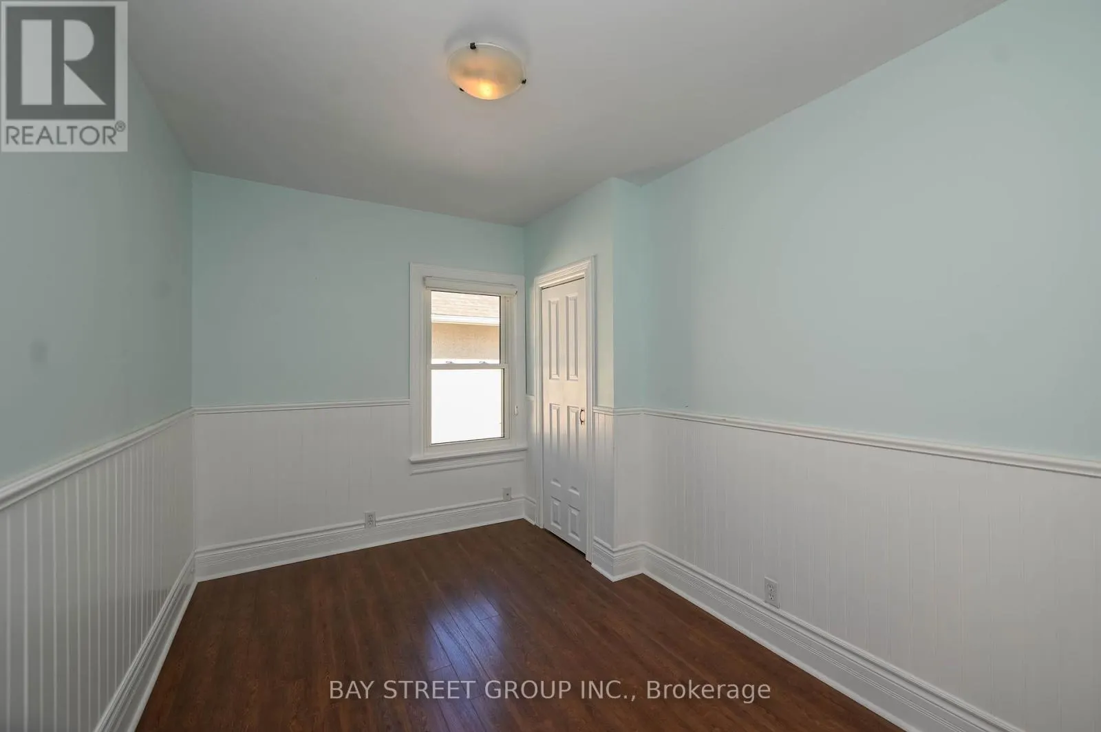 4 HAIG STREET