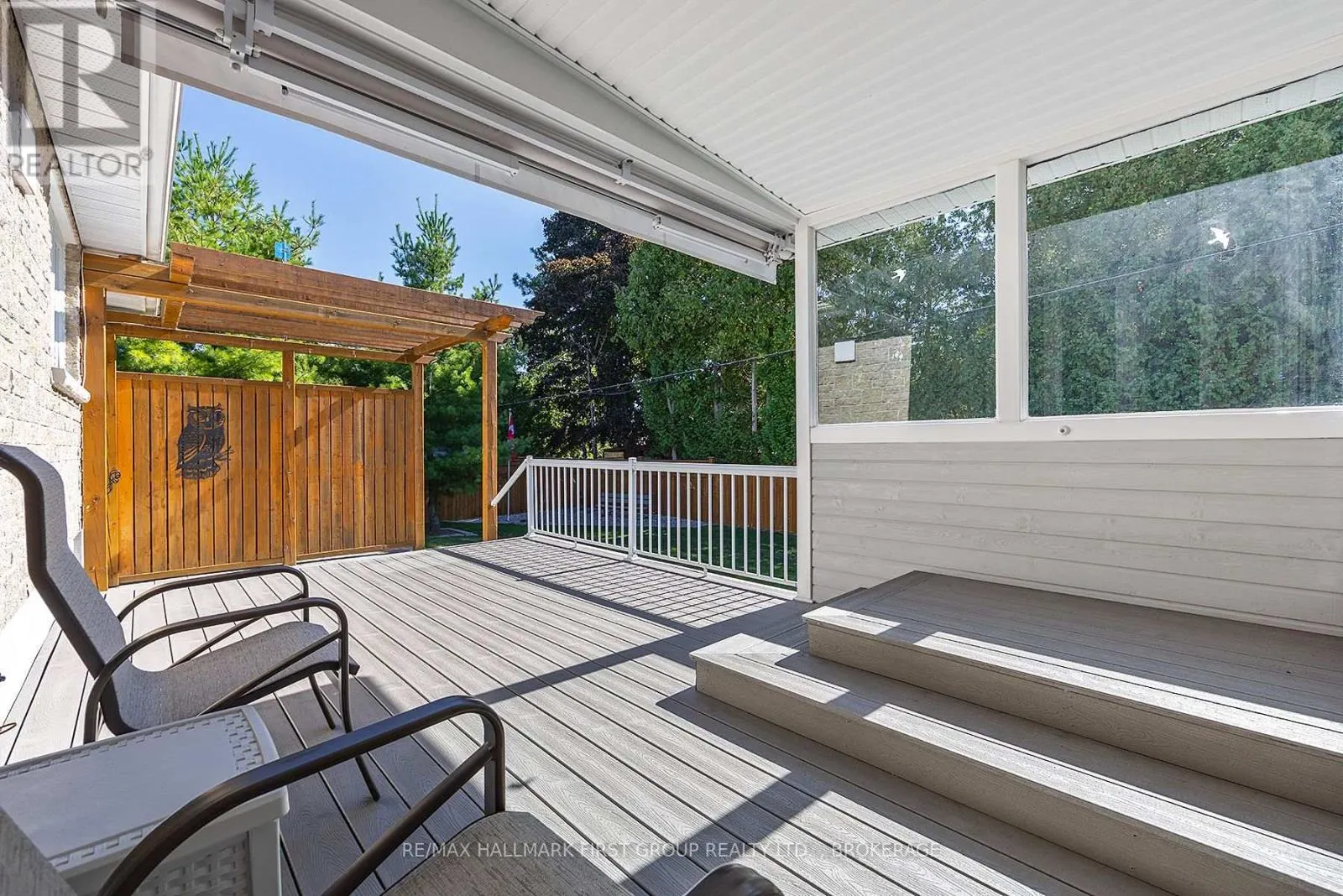 213 SMUGGLER'S COVE DRIVE