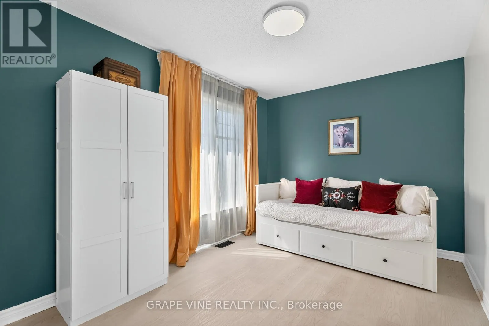 349 GRAMMOND CIRCLE