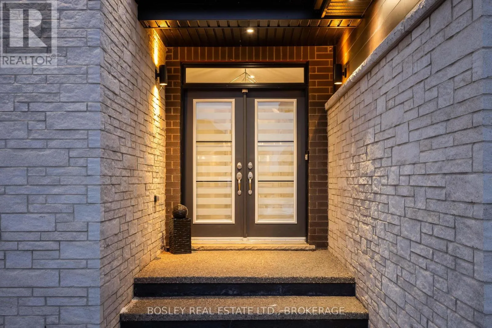 251 SHOREVIEW DRIVE