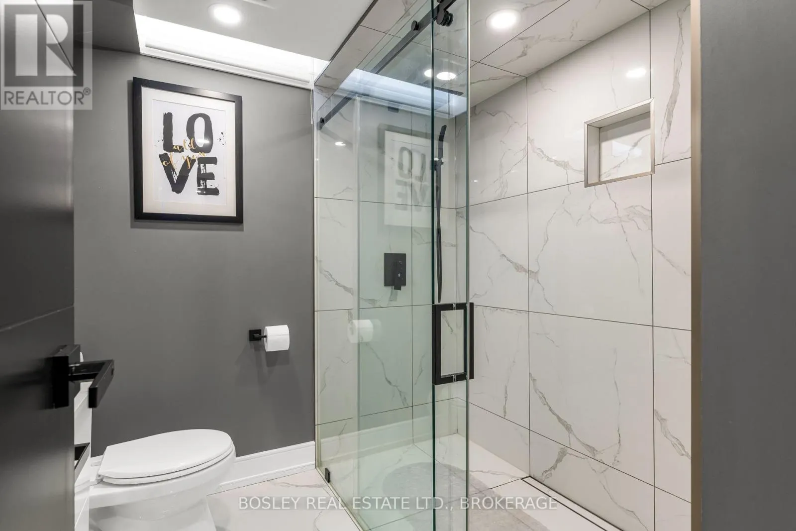251 SHOREVIEW DRIVE
