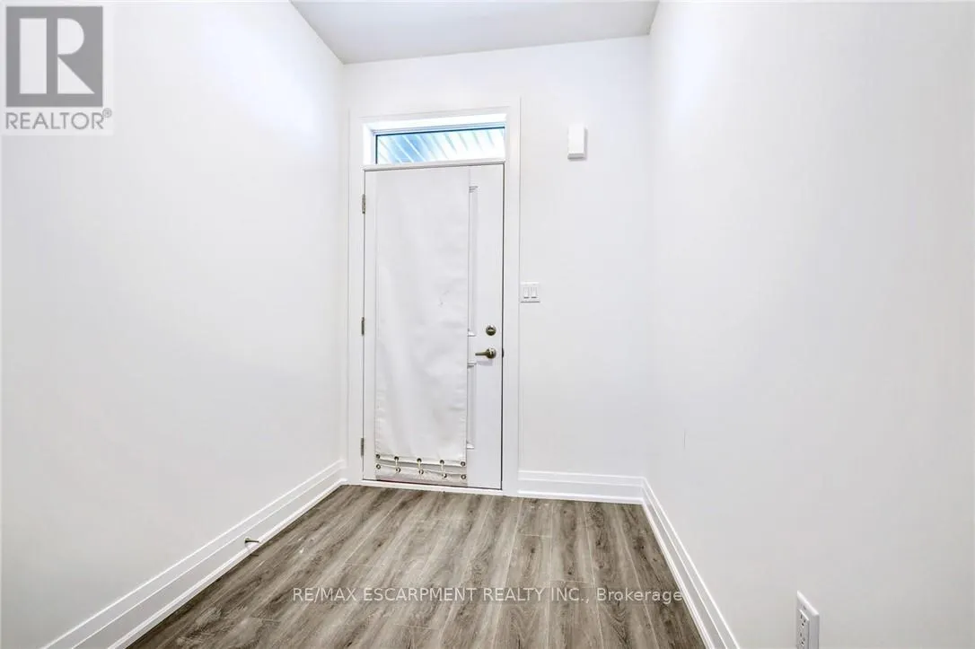 14 CLEAR VALLEY LANE