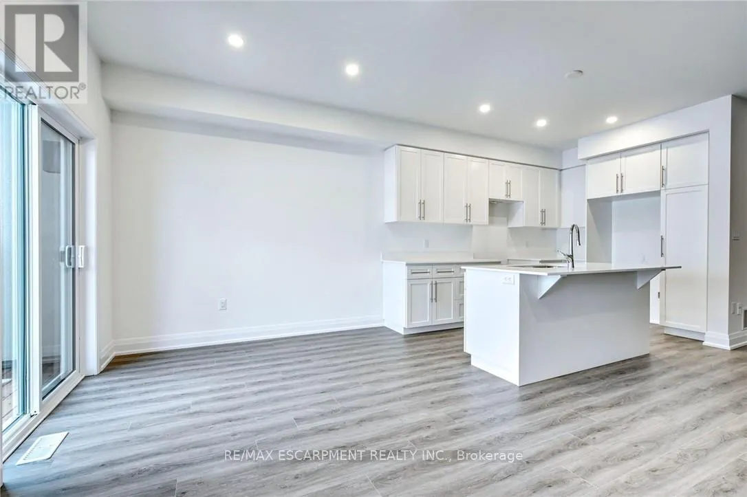 14 CLEAR VALLEY LANE