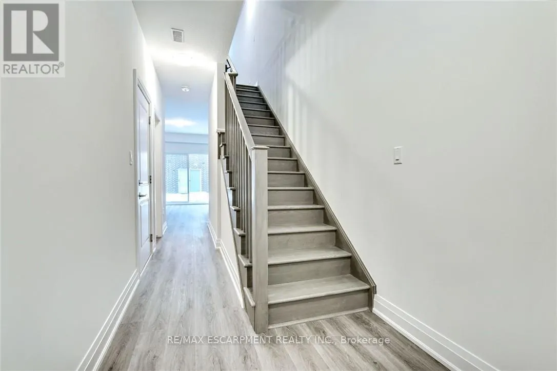 14 CLEAR VALLEY LANE