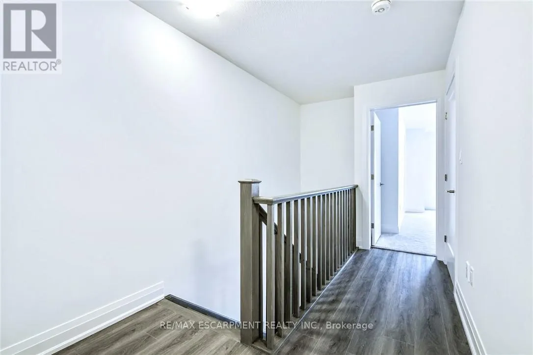 14 CLEAR VALLEY LANE