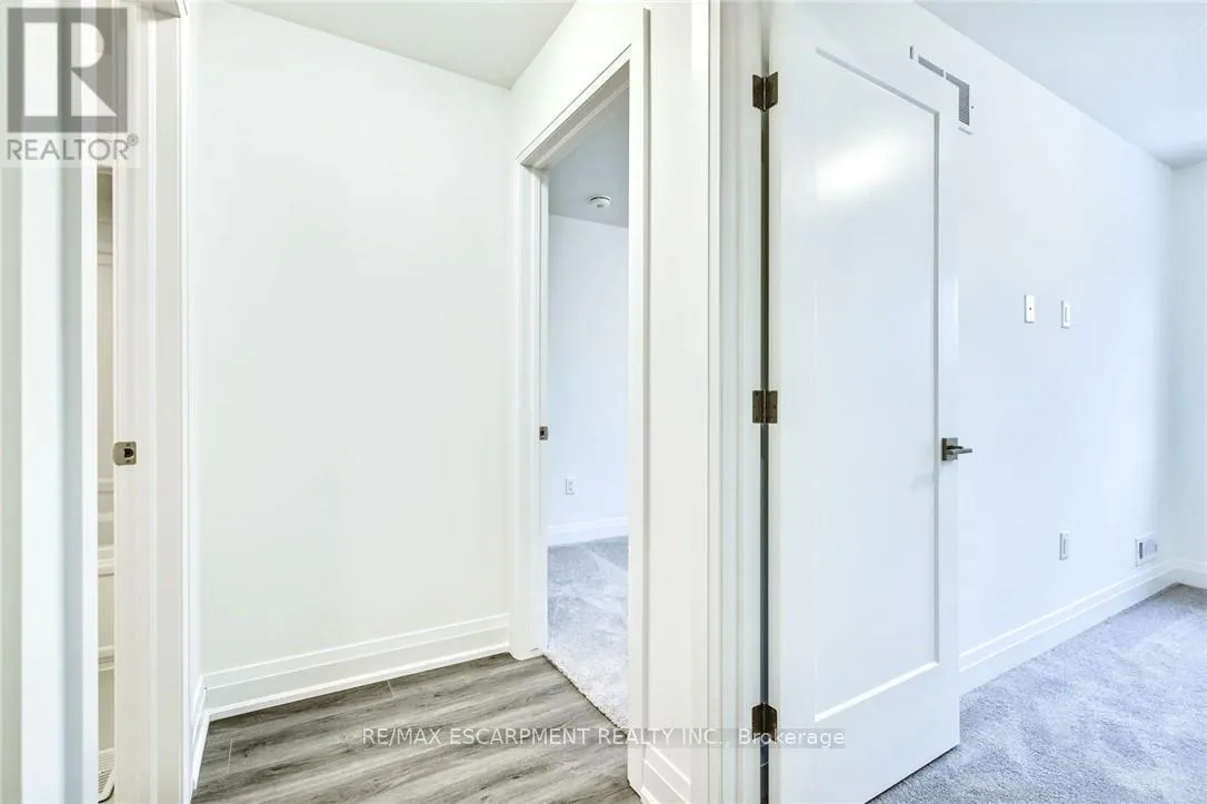 14 CLEAR VALLEY LANE