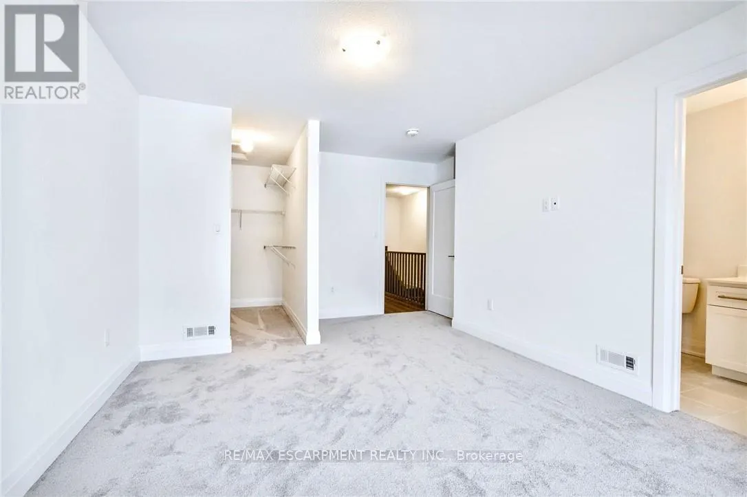 14 CLEAR VALLEY LANE