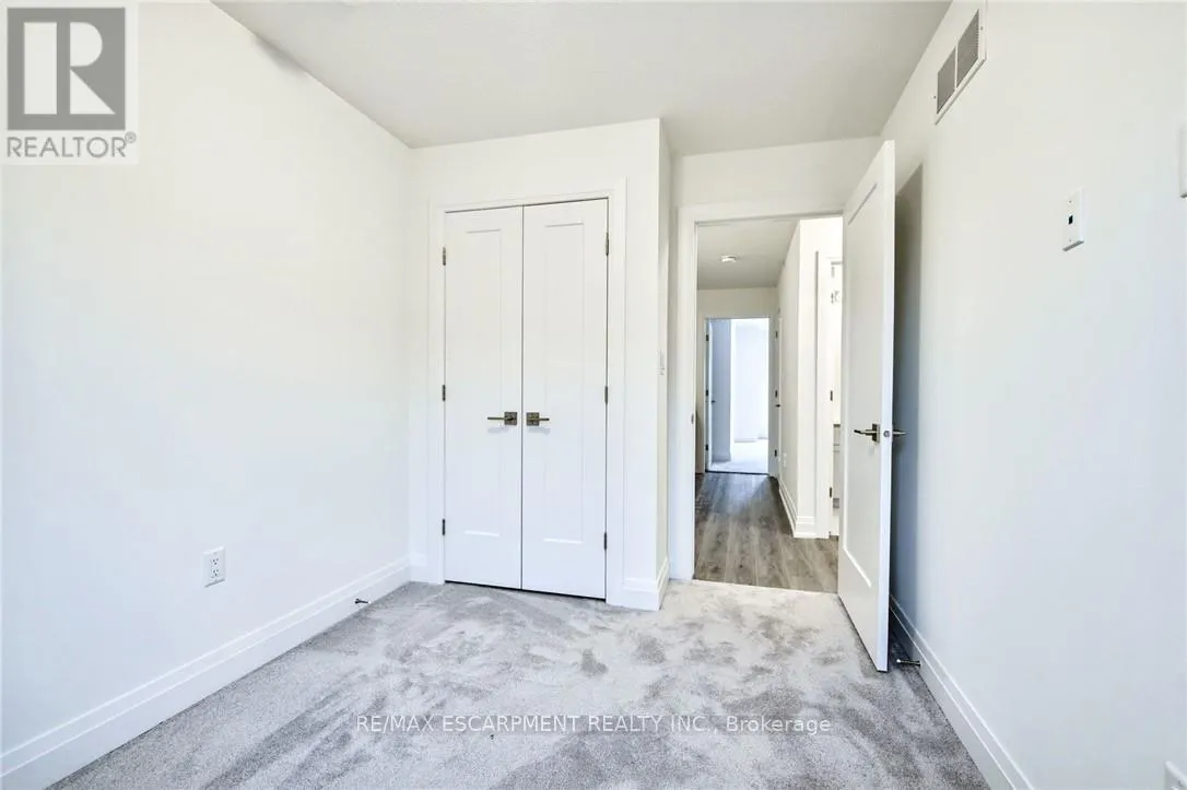14 CLEAR VALLEY LANE