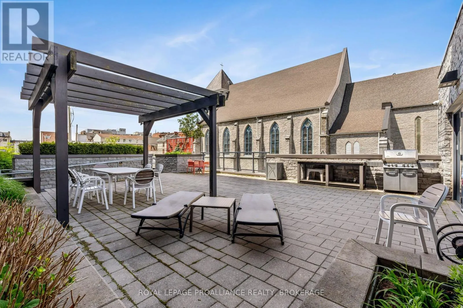 406 - 121 QUEEN STREET, #406
