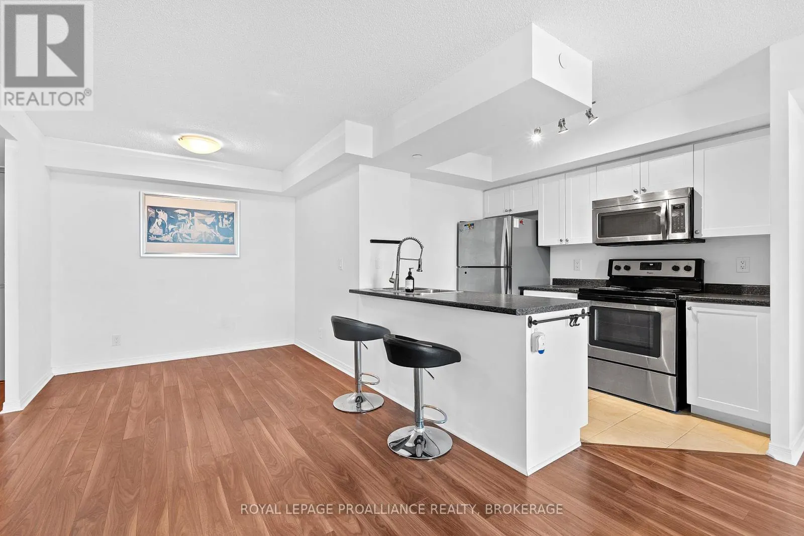 406 - 121 QUEEN STREET, #406