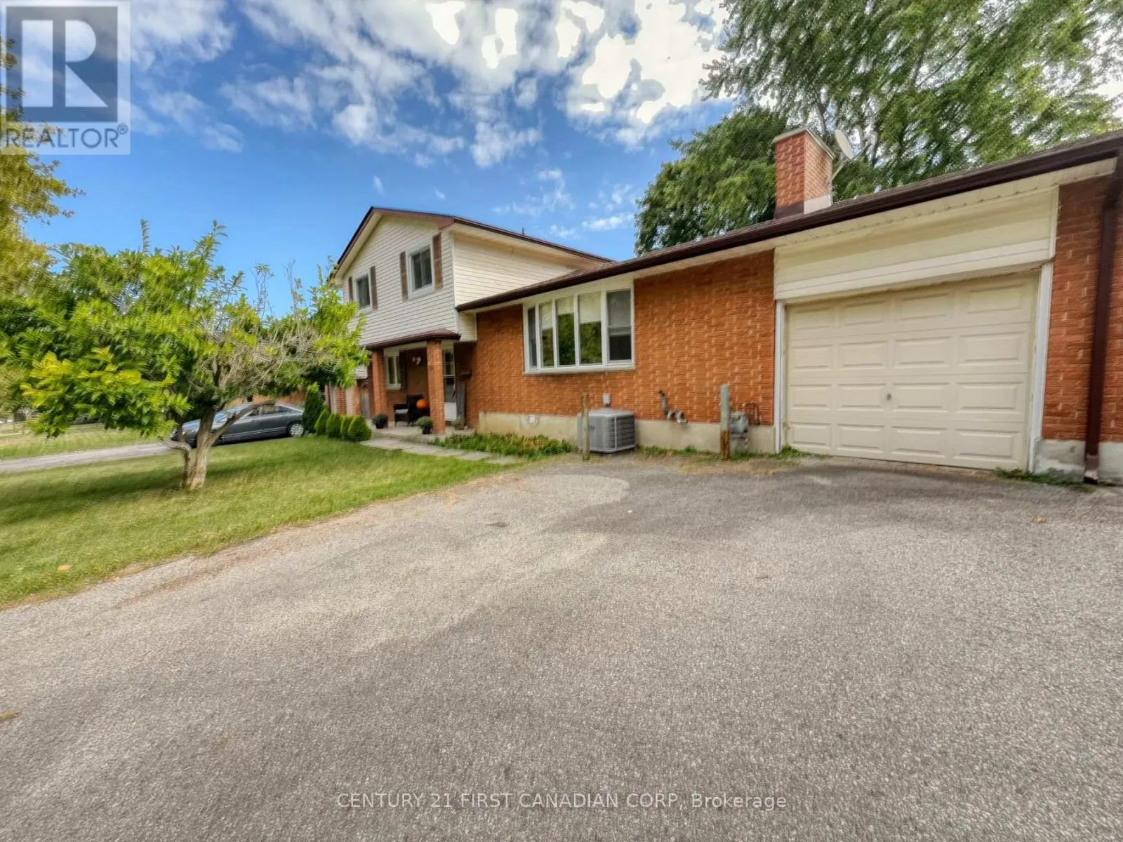 628 VISCOUNT ROAD