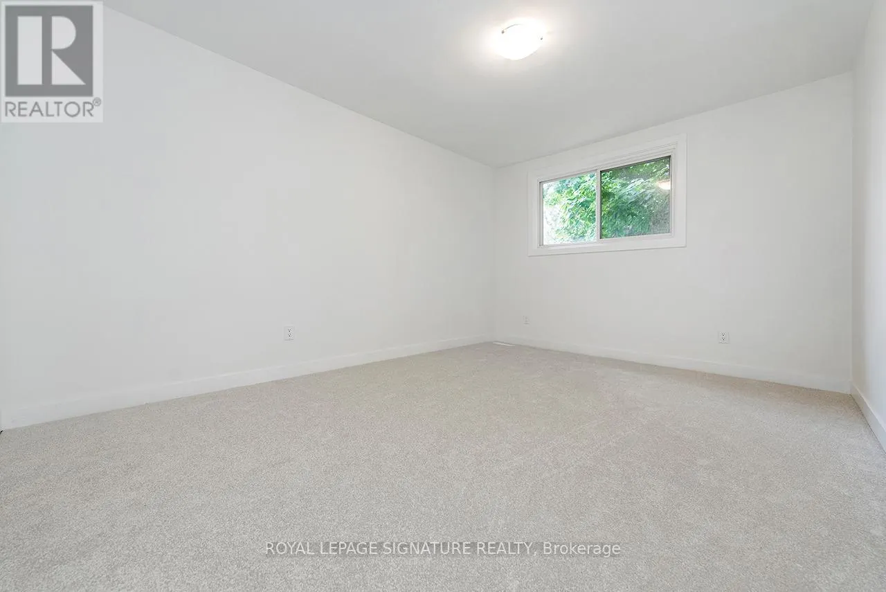 15 - 1444 UPPER OTTAWA STREET