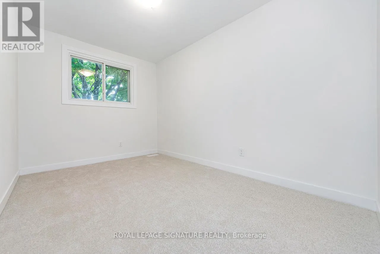 15 - 1444 UPPER OTTAWA STREET