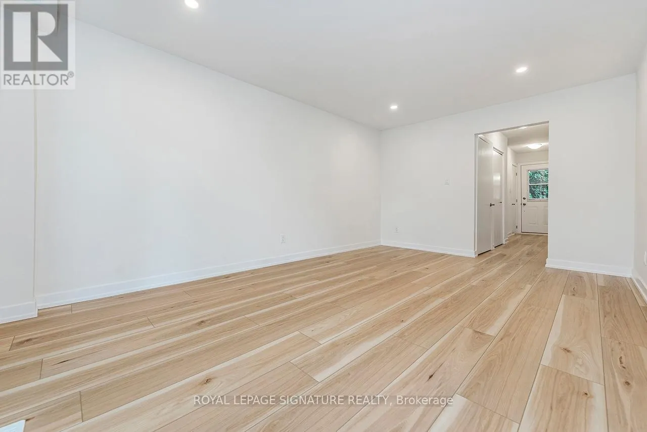 15 - 1444 UPPER OTTAWA STREET