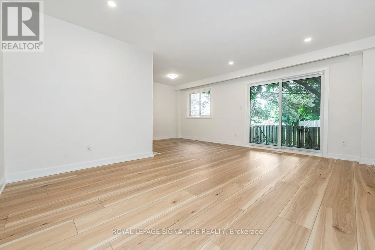 15 - 1444 UPPER OTTAWA STREET