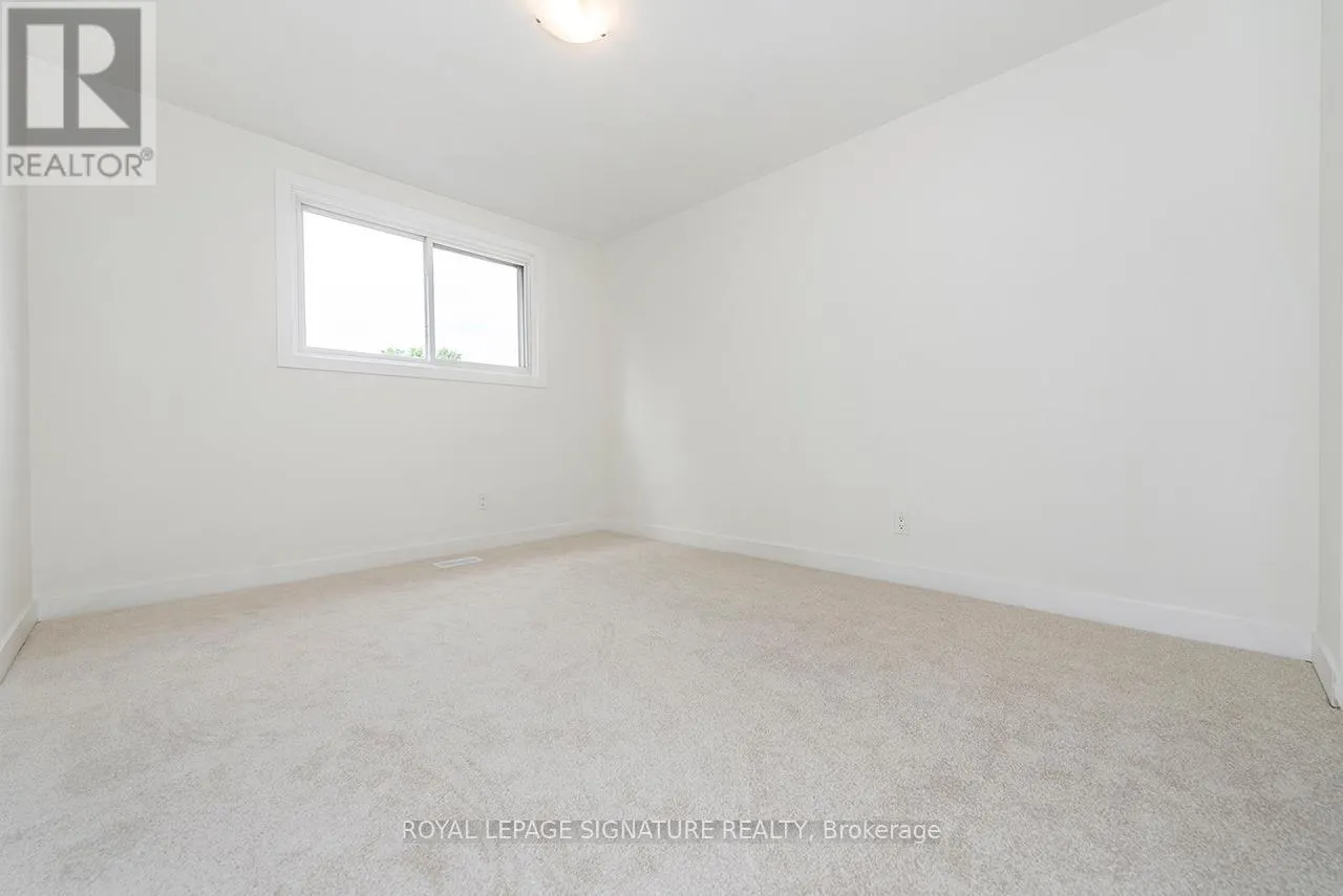 15 - 1444 UPPER OTTAWA STREET