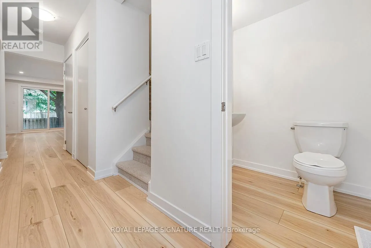 15 - 1444 UPPER OTTAWA STREET