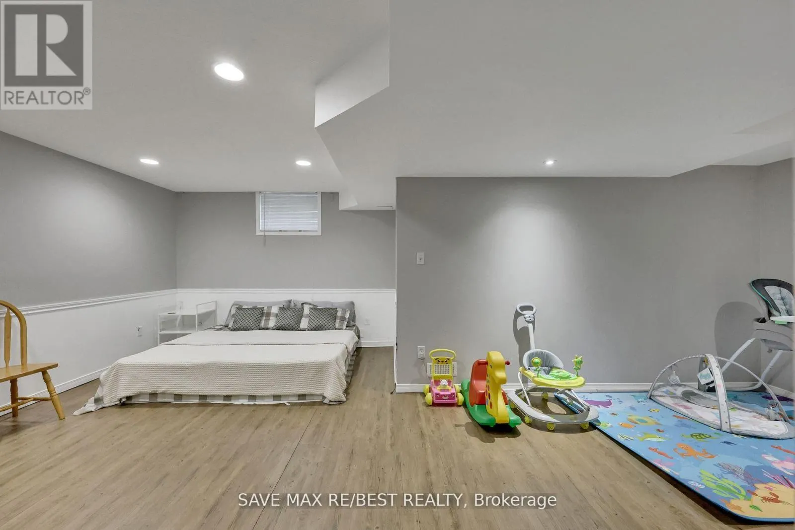 1143 BLACKMAPLE DRIVE