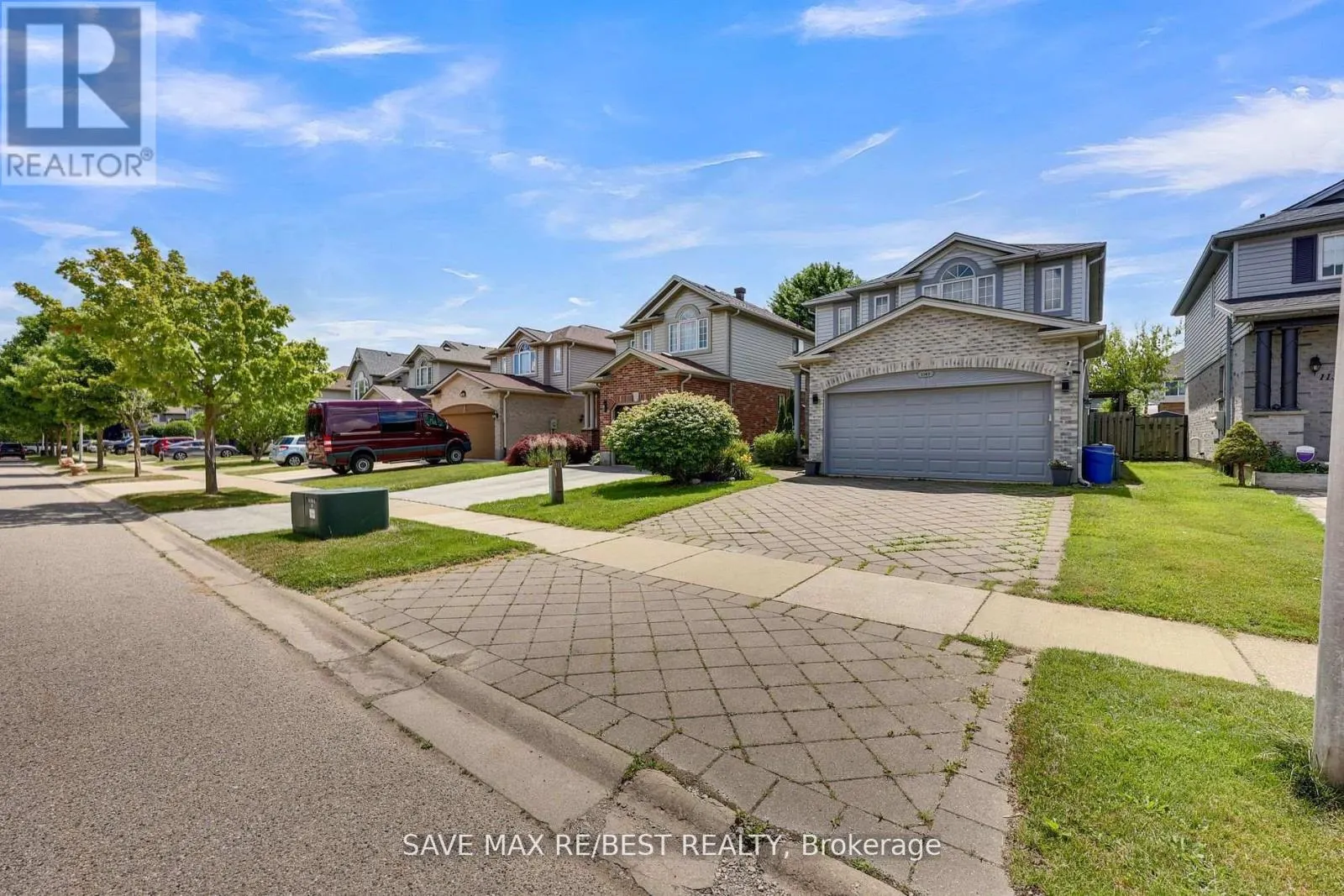 1143 BLACKMAPLE DRIVE
