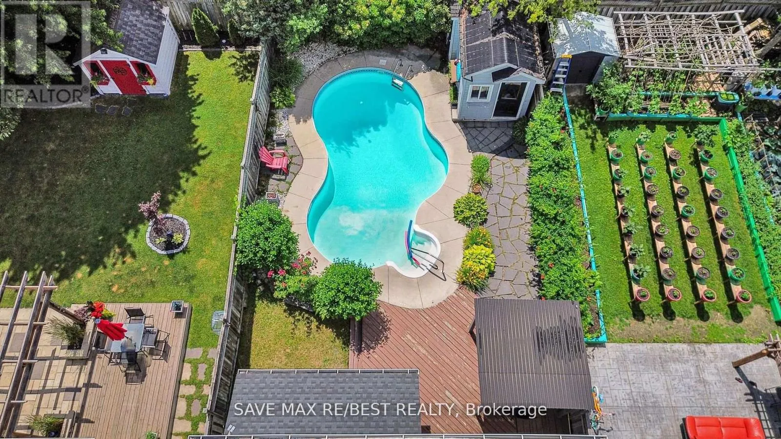 1143 BLACKMAPLE DRIVE