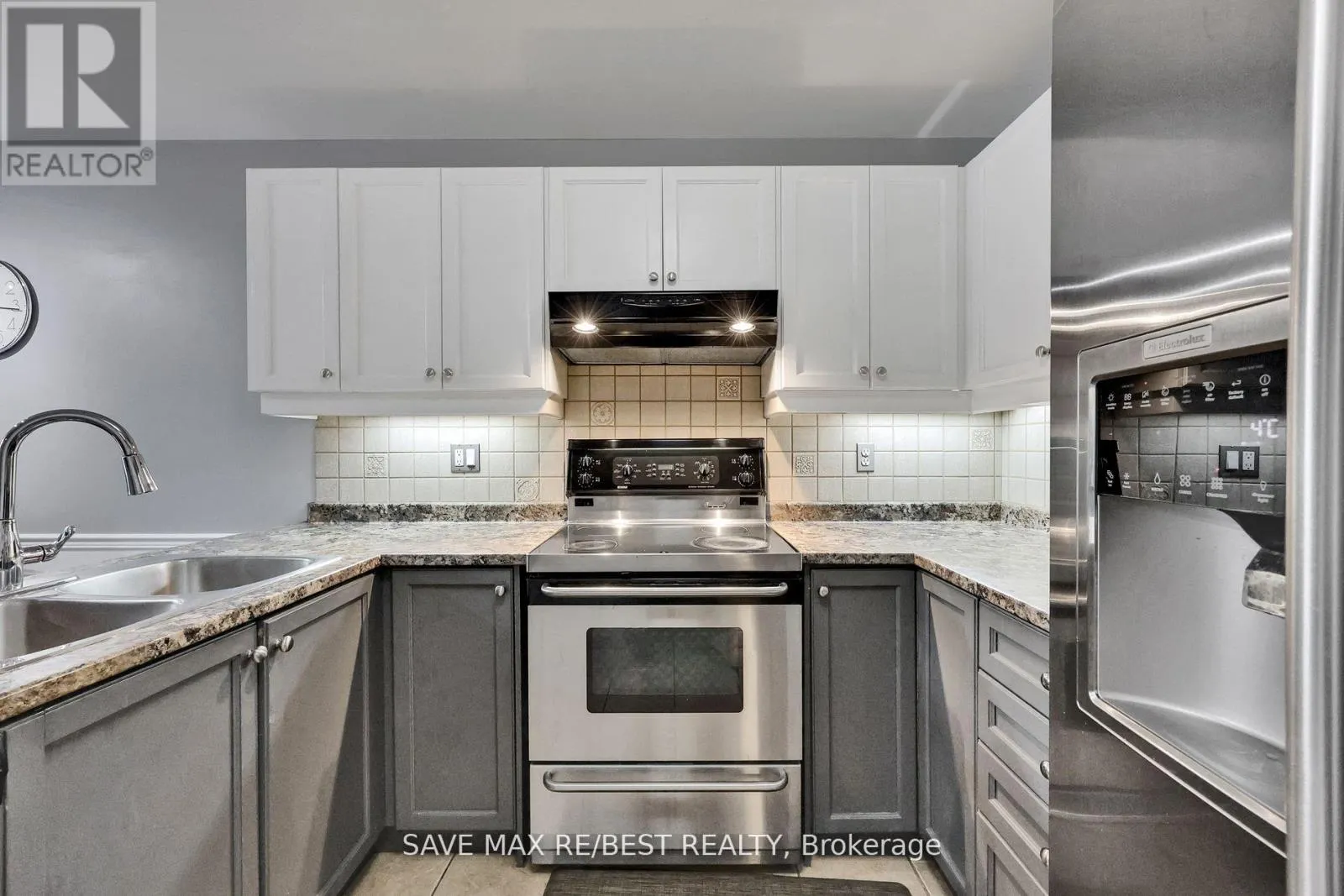 1143 BLACKMAPLE DRIVE