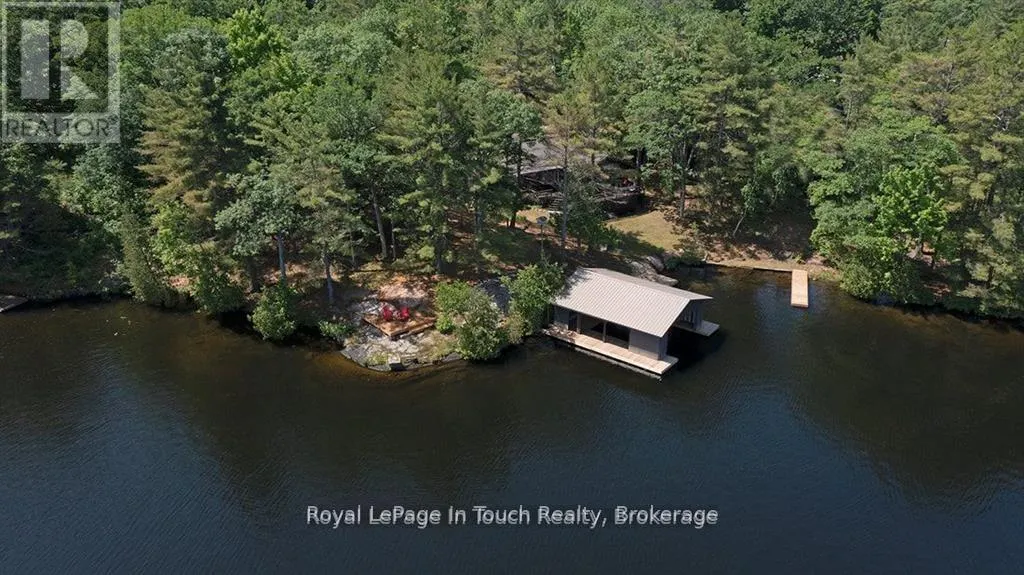 211 PICKEREL POINT ROAD