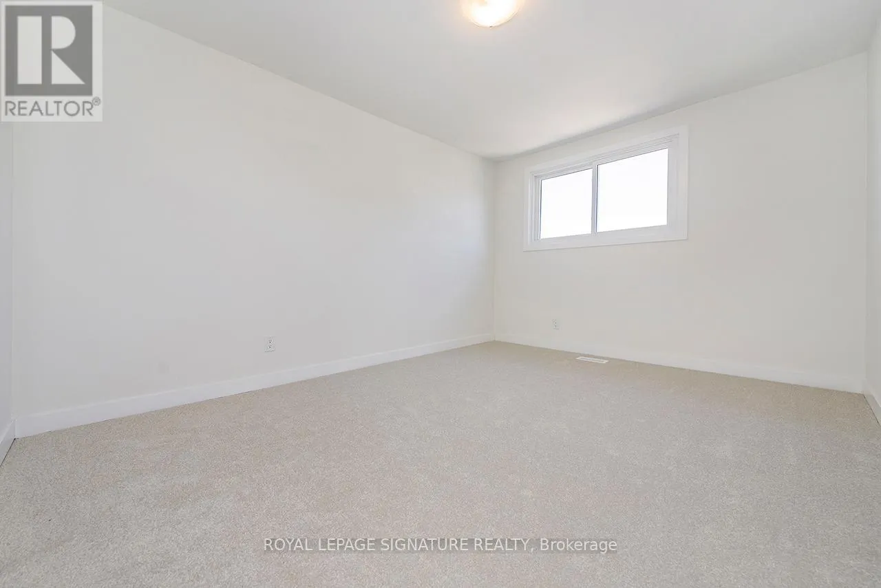 8 - 20 ANNA CAPRI DRIVE