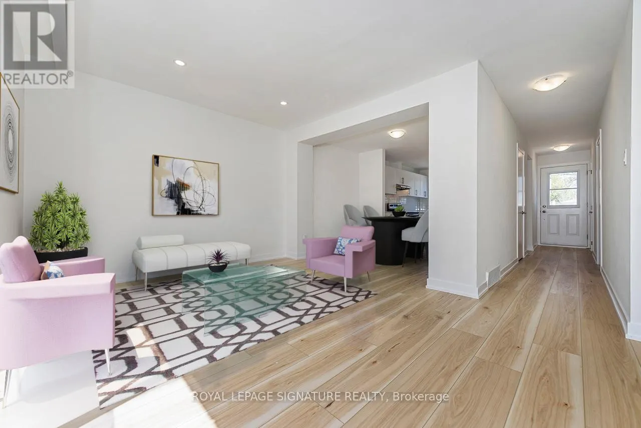 8 - 20 ANNA CAPRI DRIVE