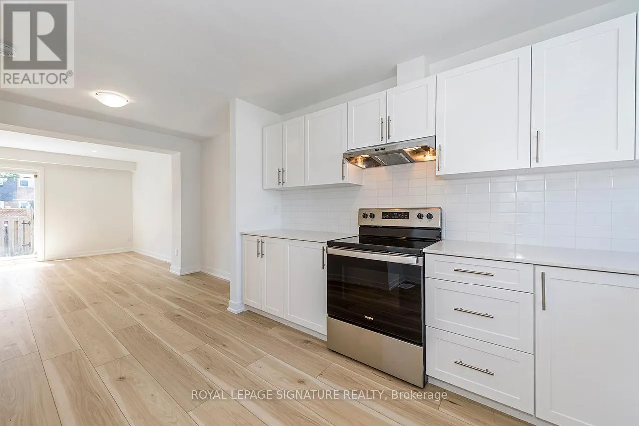 8 - 20 ANNA CAPRI DRIVE