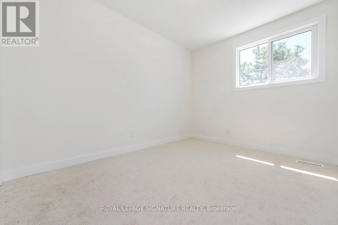 8 - 20 ANNA CAPRI DRIVE