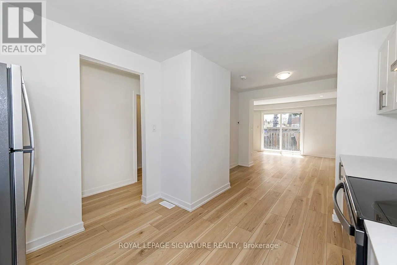 8 - 20 ANNA CAPRI DRIVE