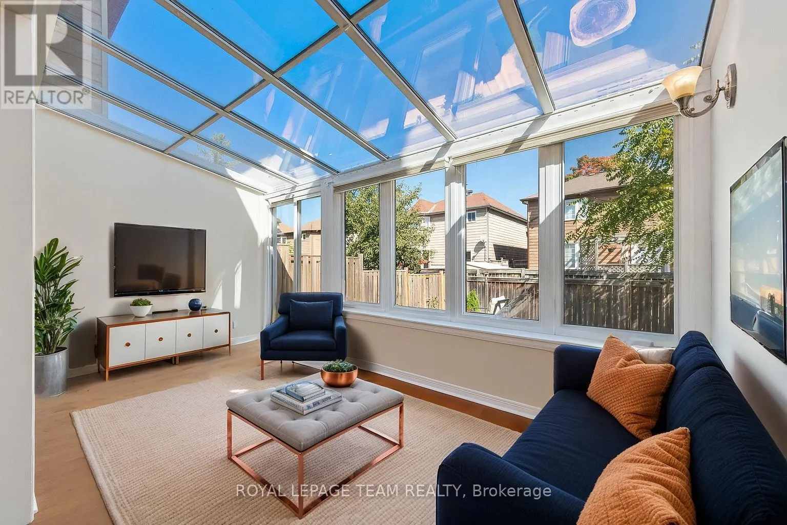 88 WATERTON CRESCENT