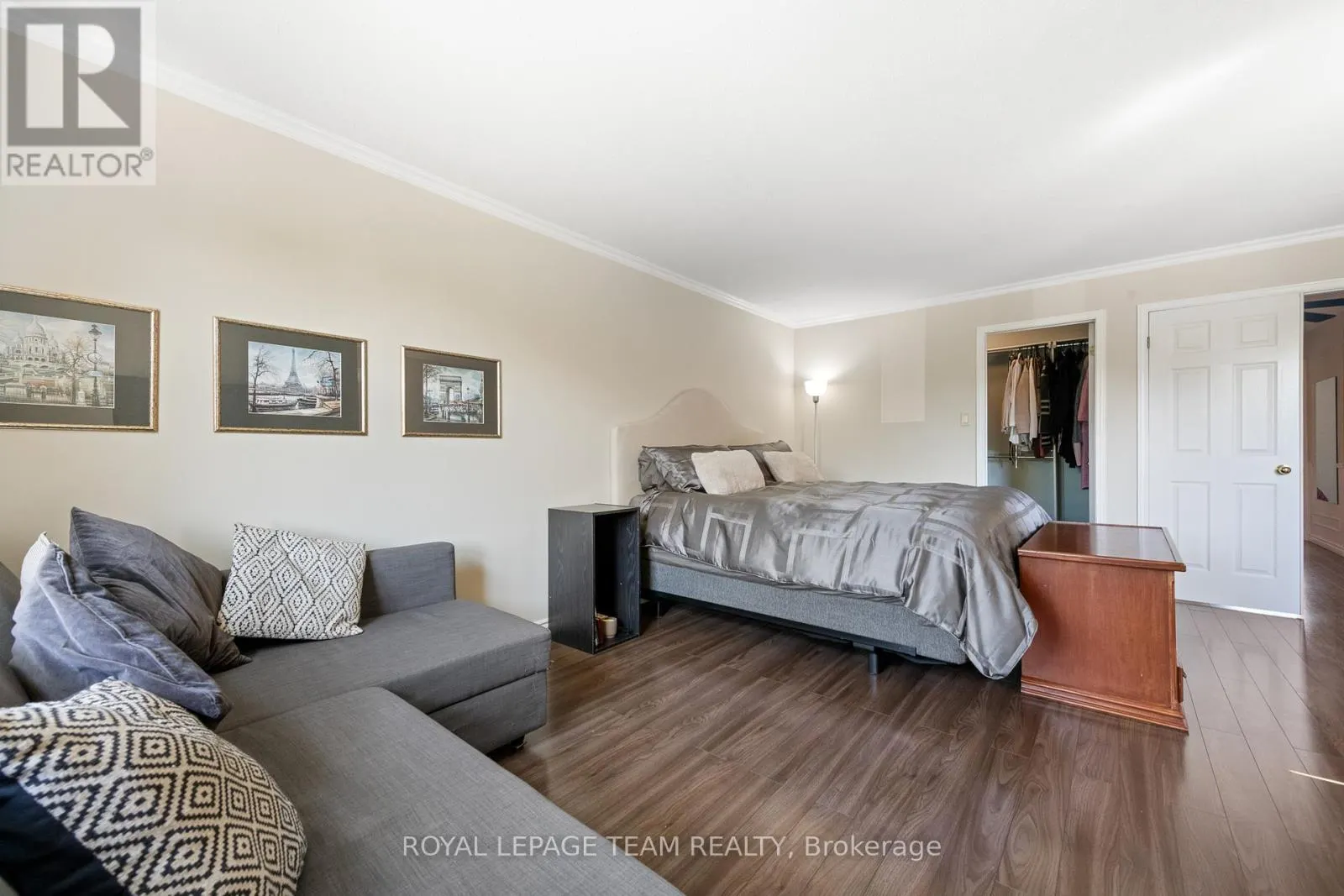 88 WATERTON CRESCENT