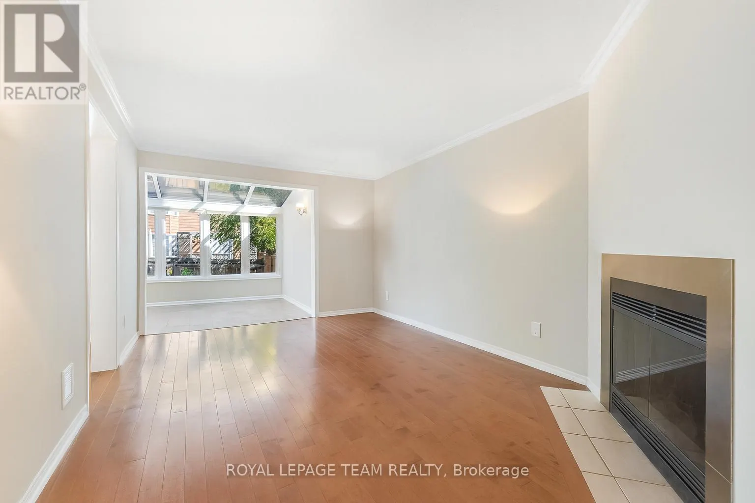 88 WATERTON CRESCENT