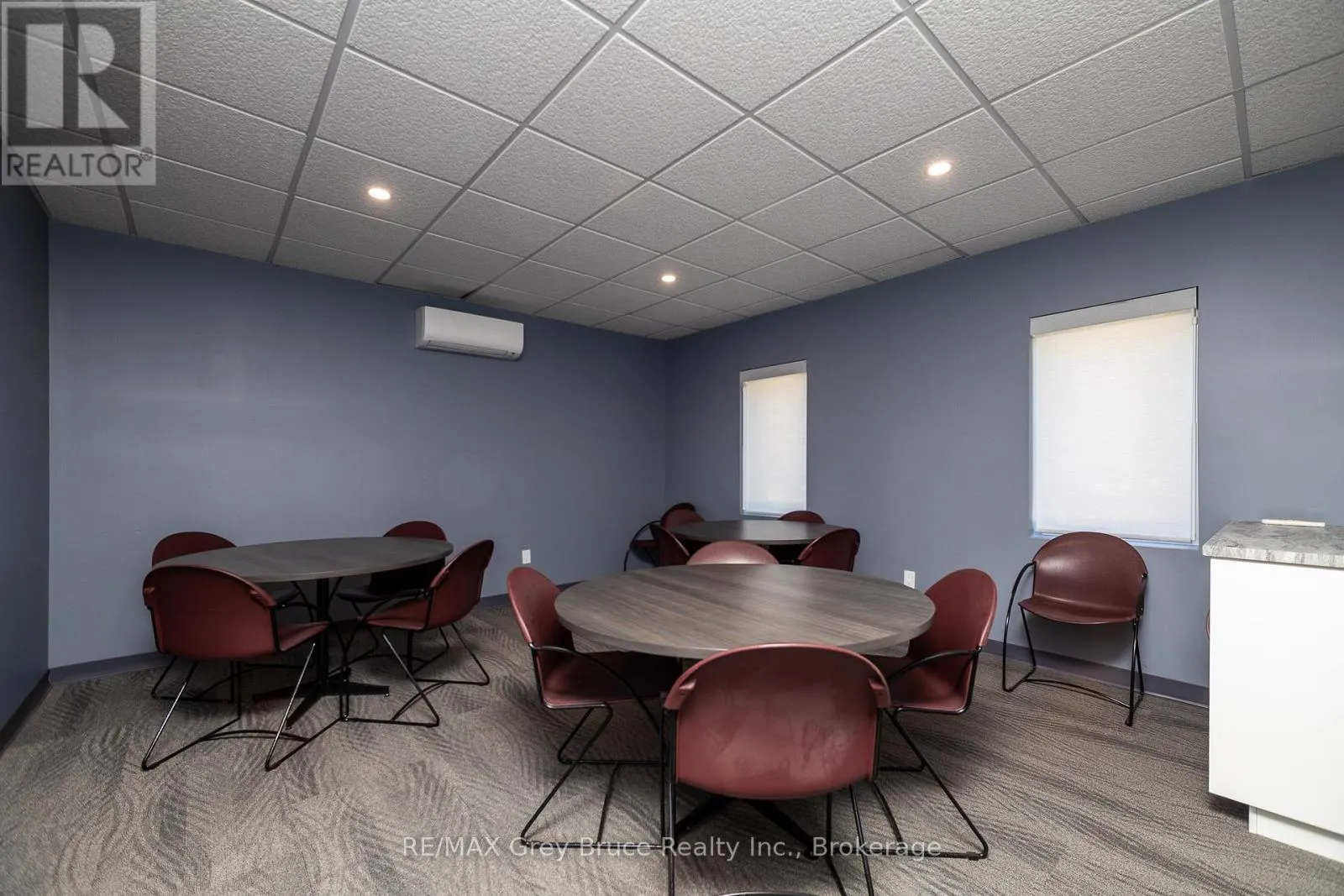 21 - 2347 3RD AVENUE W, #21