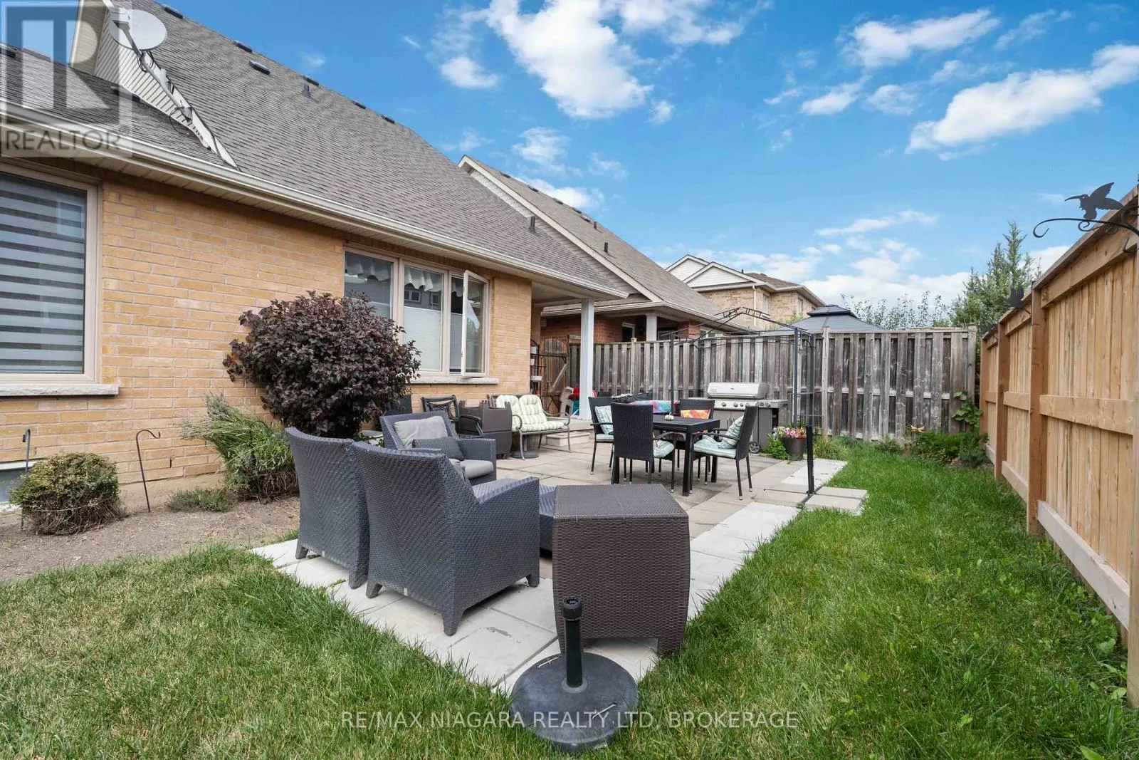 55 WRIGHT CRESCENT