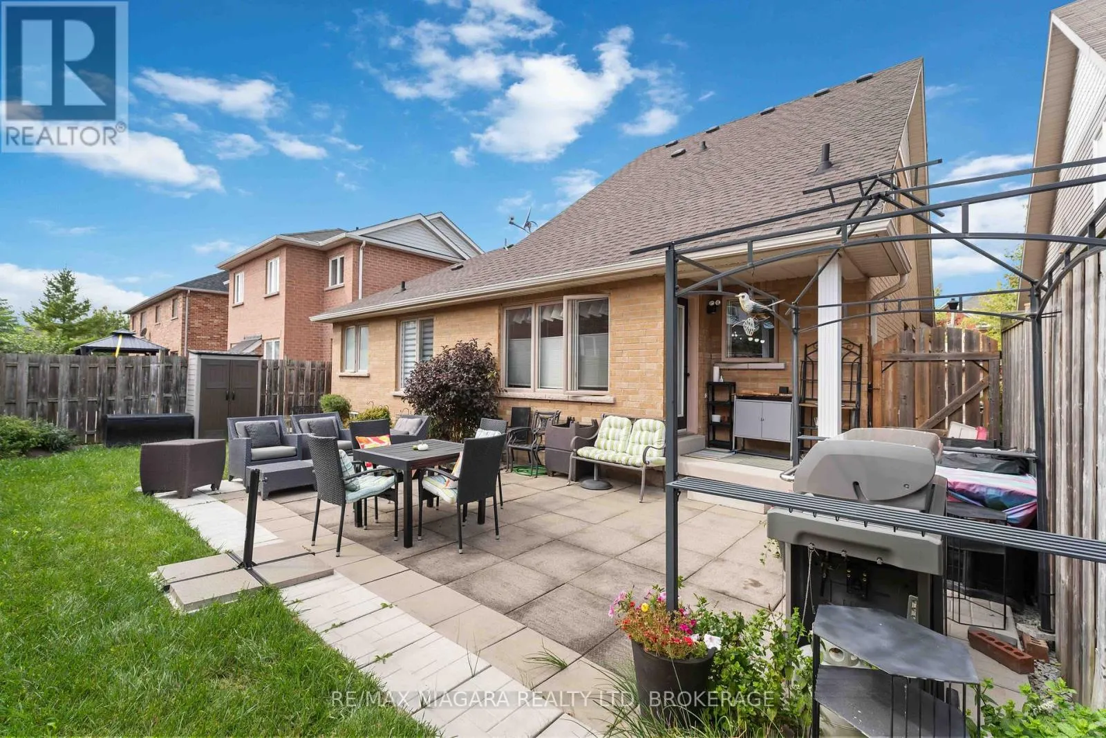 55 WRIGHT CRESCENT