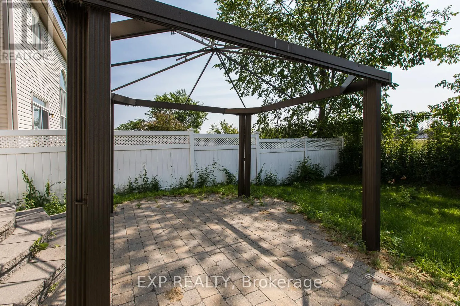 118 FINN COURT