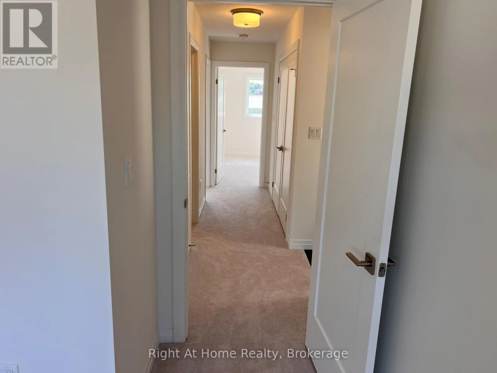 #68 - 660 COLBORNE STREET W, ##68