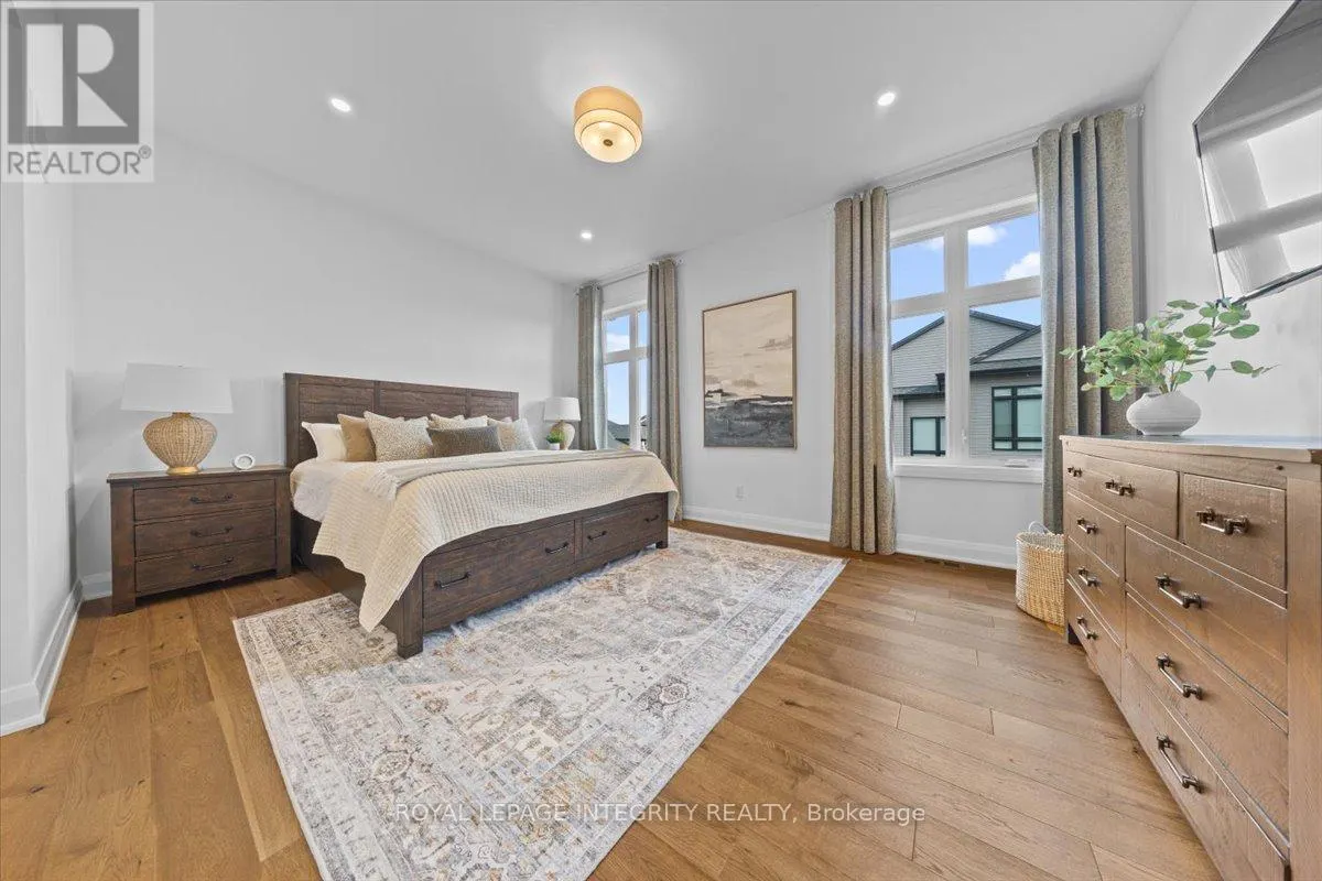 970 ISLINGTON WAY