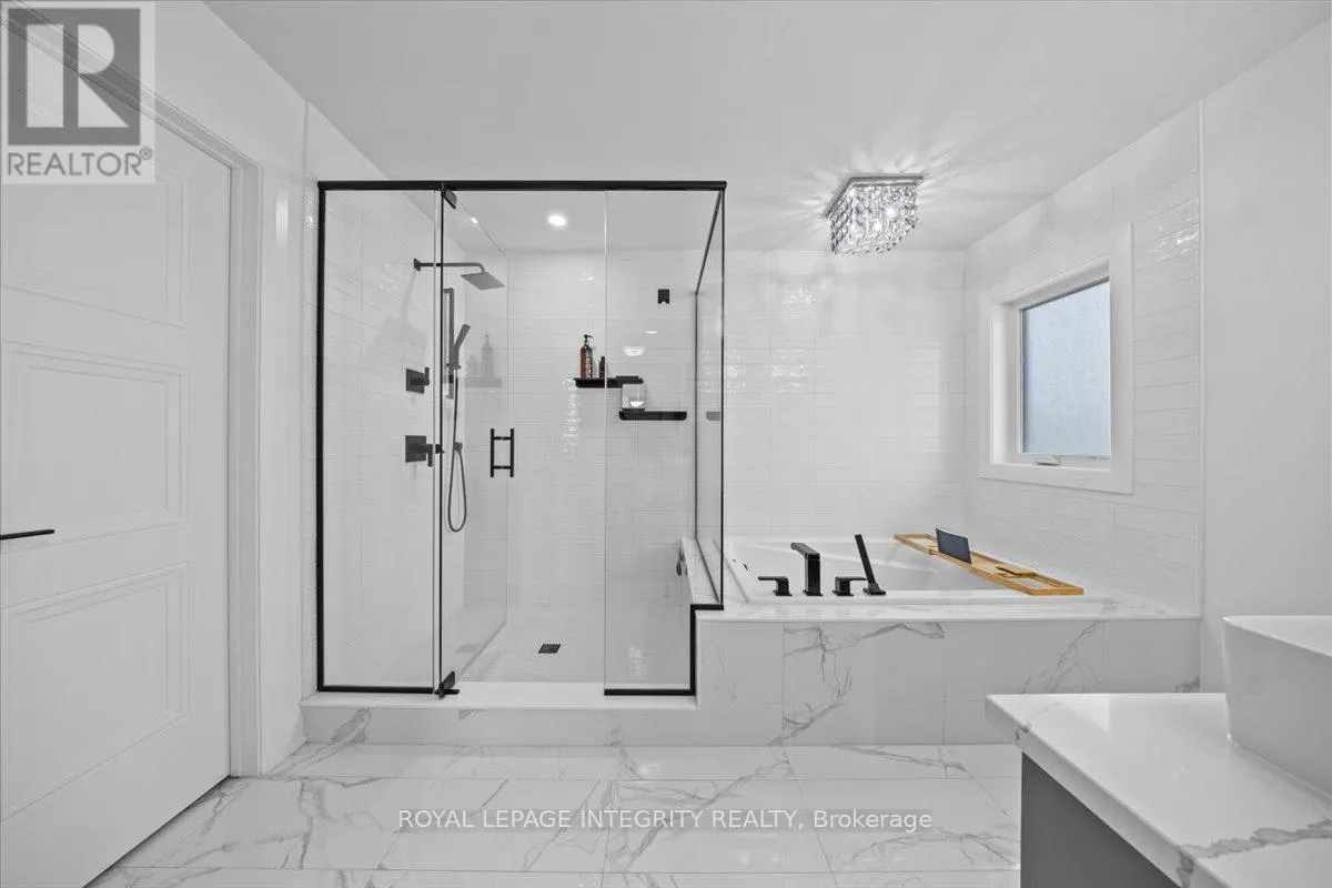 970 ISLINGTON WAY