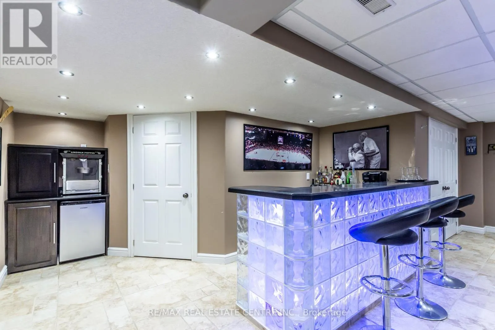 52 DRINKWATER DRIVE