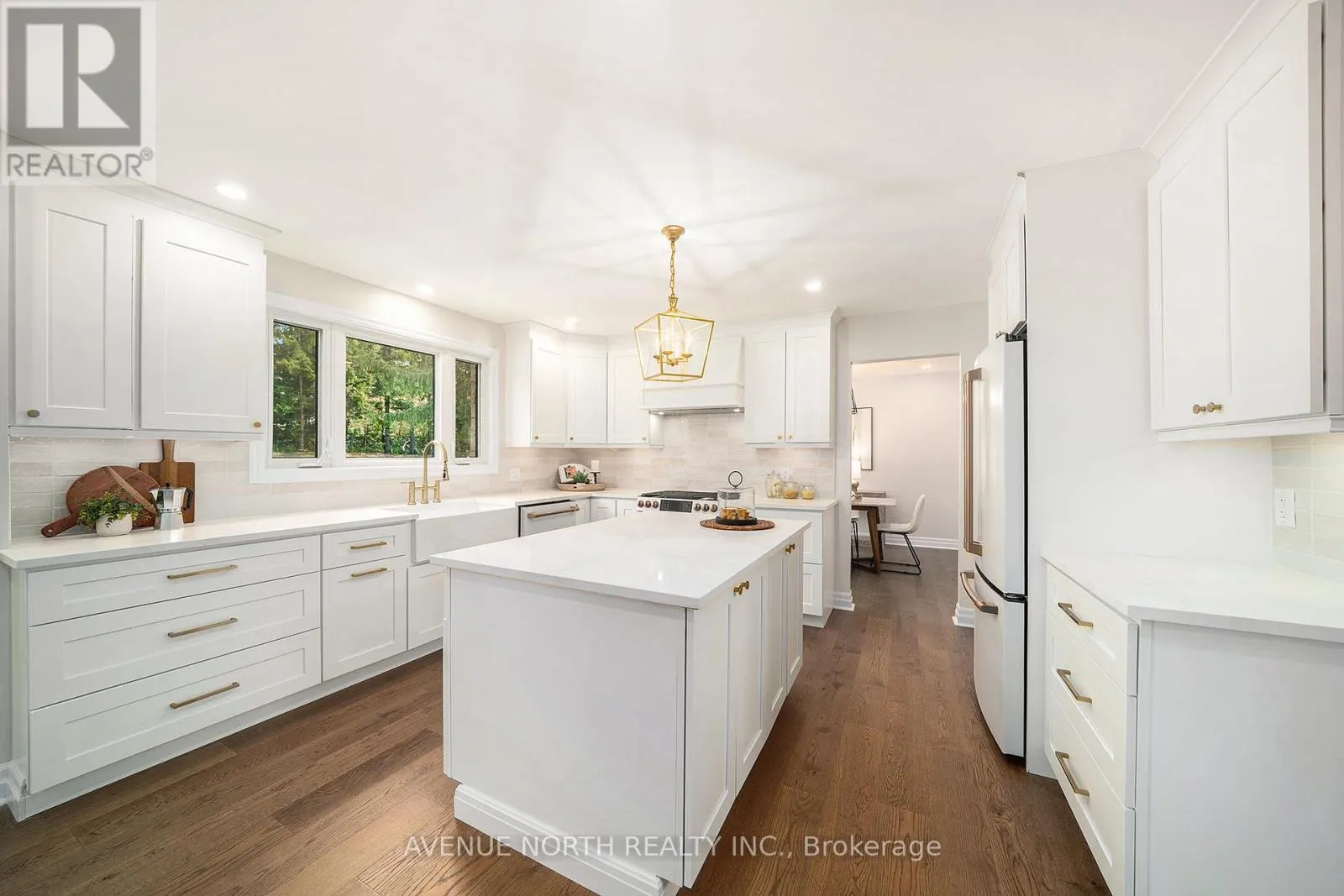19 NEWLAND DRIVE