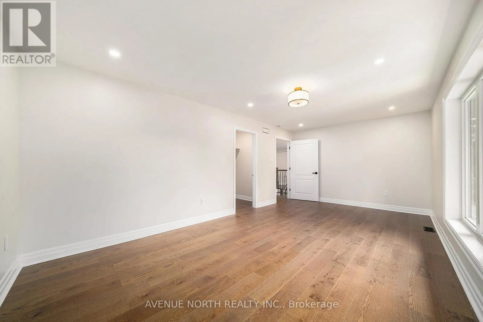 19 NEWLAND DRIVE