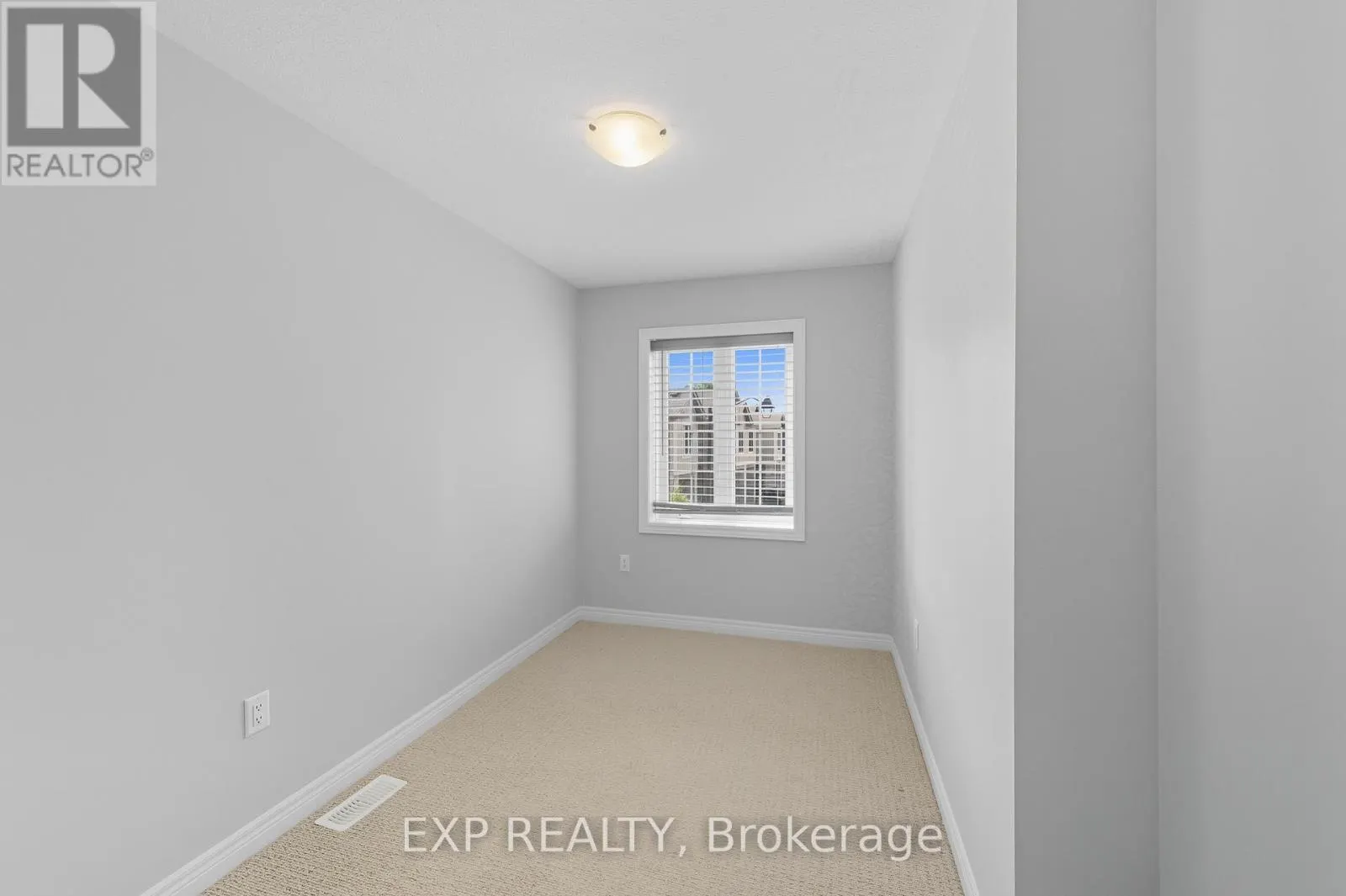 18 - 377 GLANCASTER ROAD