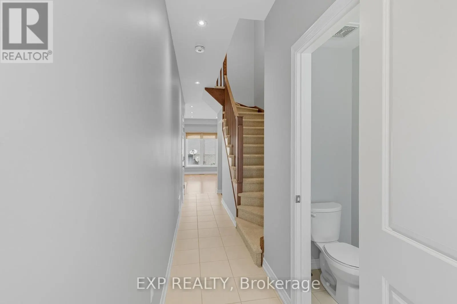 18 - 377 GLANCASTER ROAD