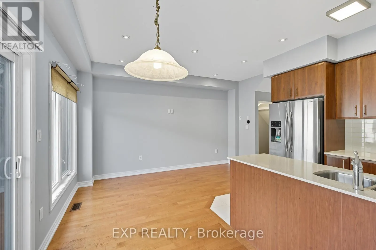 18 - 377 GLANCASTER ROAD