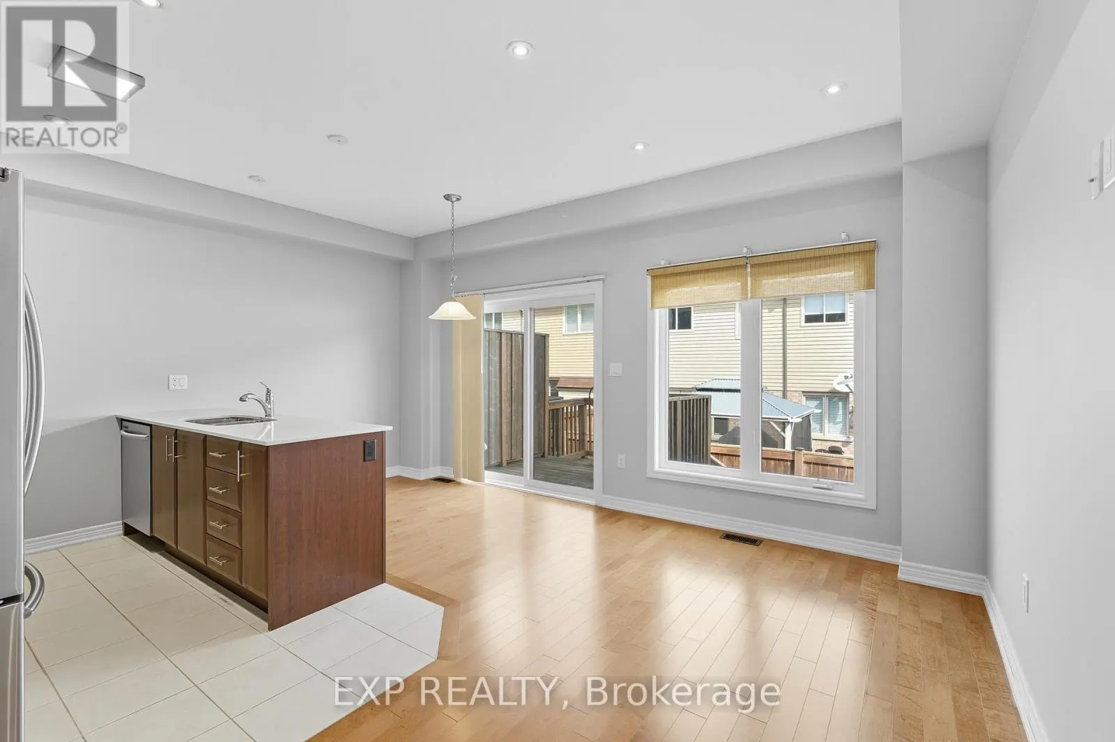 18 - 377 GLANCASTER ROAD